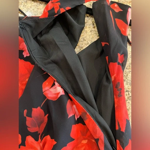 COMMENSE Red Floral Slip Midi Dress NWT Size L Side Zip - Picture 7 of 9